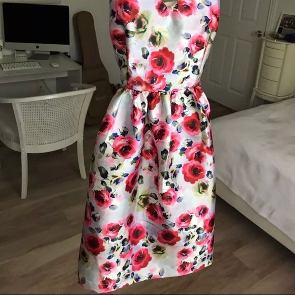 Formal Floral Dress - Picture 2 of 4